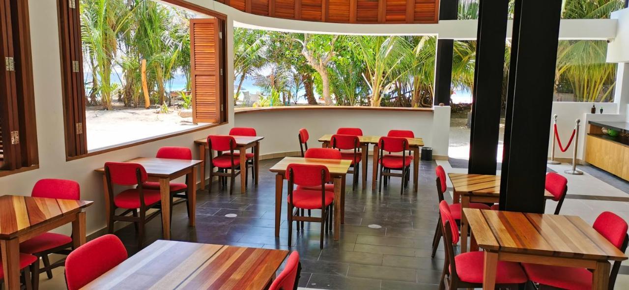 Ranthari Hotel And Spa Ukulhas Maldives Экстерьер фото